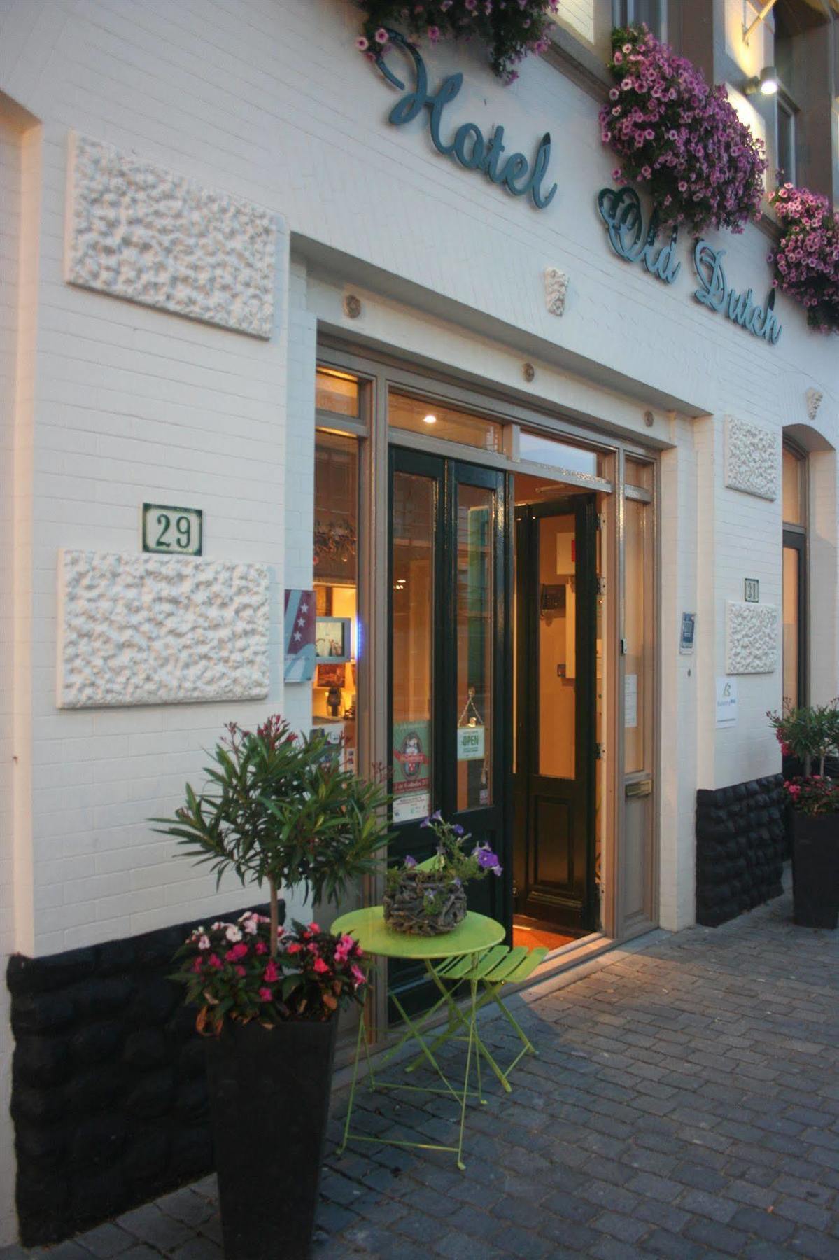 Hotel Old Dutch Bergen Op Zoom Exterior photo
